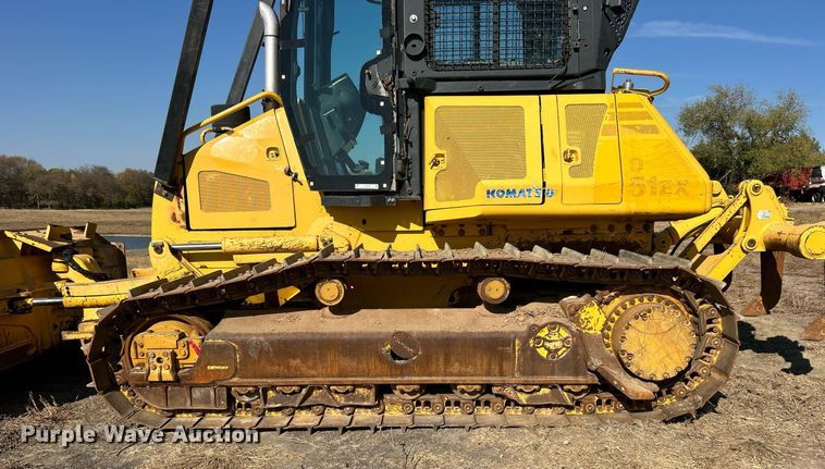image for item EG2182 2011 Komatsu  D51EX- 22 dozer