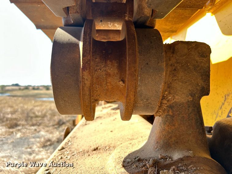 image for item EG2182 2011 Komatsu  D51EX- 22 dozer