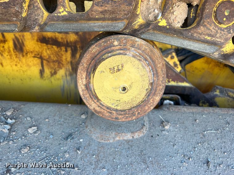 image for item EG2182 2011 Komatsu  D51EX- 22 dozer