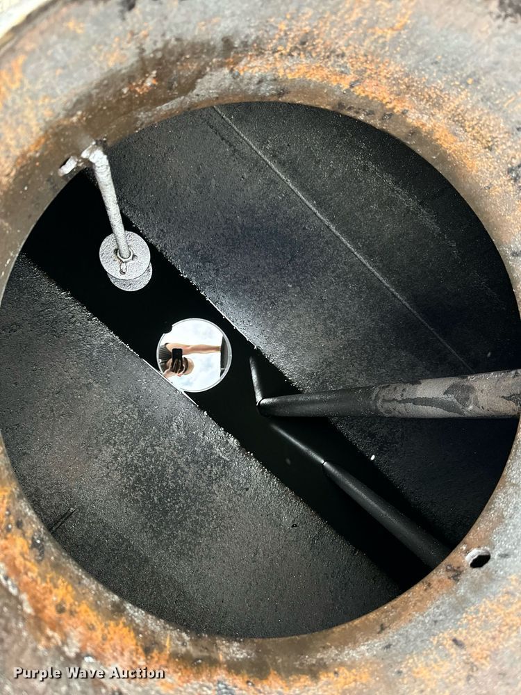 image for item EG6807 1999 Etnyre TR 6 asphalt distributor trailer