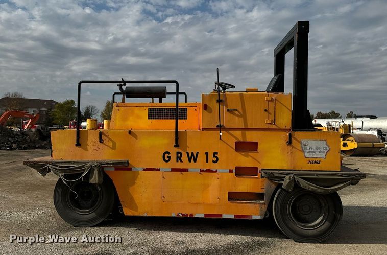 image for item EG6814 1998 Hamm GRW 15 pneumatic roller