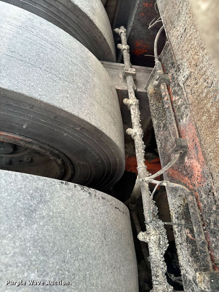 image for item EG6814 1998 Hamm GRW 15 pneumatic roller