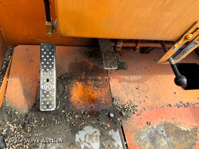 image for item EG6814 1998 Hamm GRW 15 pneumatic roller