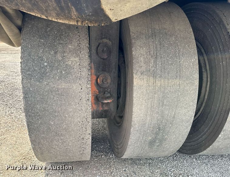 image for item EG6814 1998 Hamm GRW 15 pneumatic roller