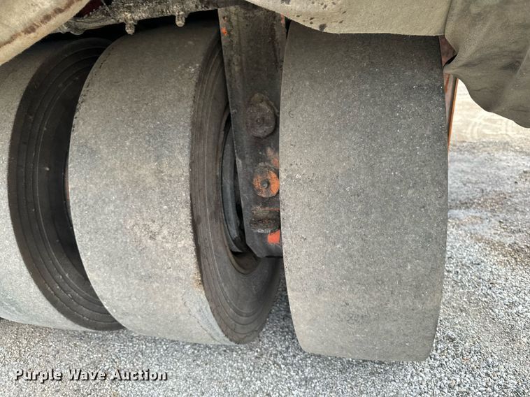 image for item EG6814 1998 Hamm GRW 15 pneumatic roller