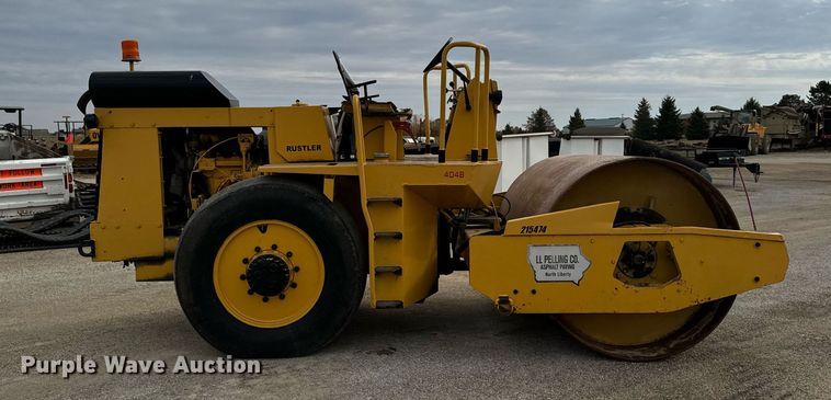 image for item EG6815 1978 RayGo Rustler 404 B single drum roller