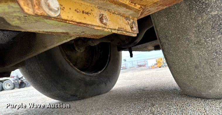 image for item EG6815 1978 RayGo Rustler 404 B single drum roller