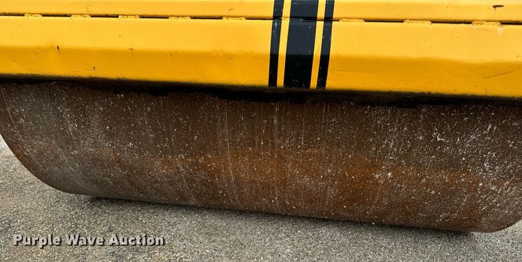 image for item EG6815 1978 RayGo Rustler 404 B single drum roller