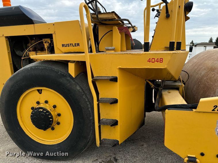 image for item EG6815 1978 RayGo Rustler 404 B single drum roller