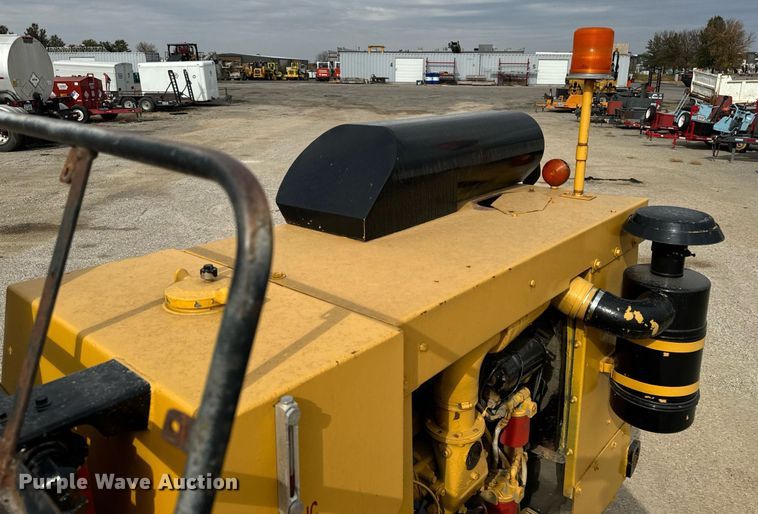 image for item EG6815 1978 RayGo Rustler 404 B single drum roller