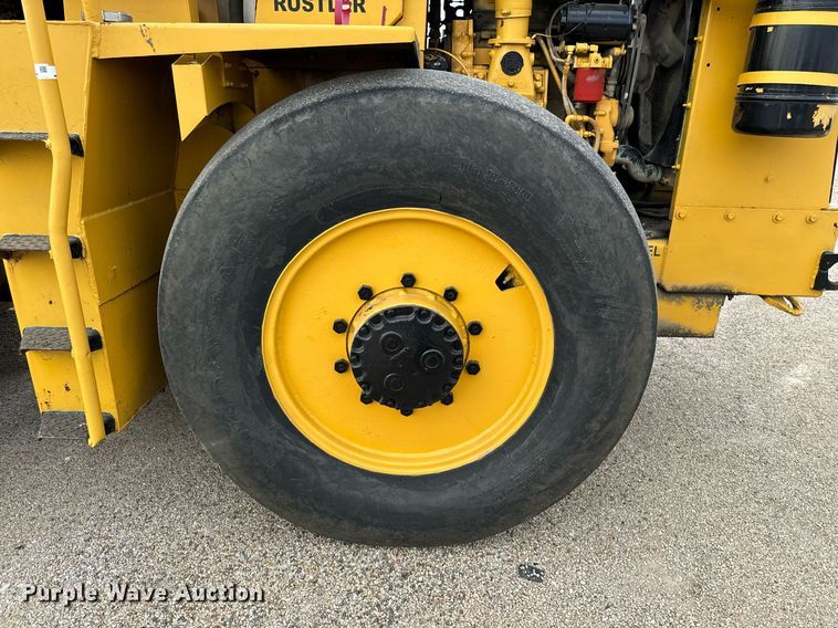 image for item EG6815 1978 RayGo Rustler 404 B single drum roller