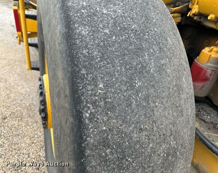 image for item EG6815 1978 RayGo Rustler 404 B single drum roller