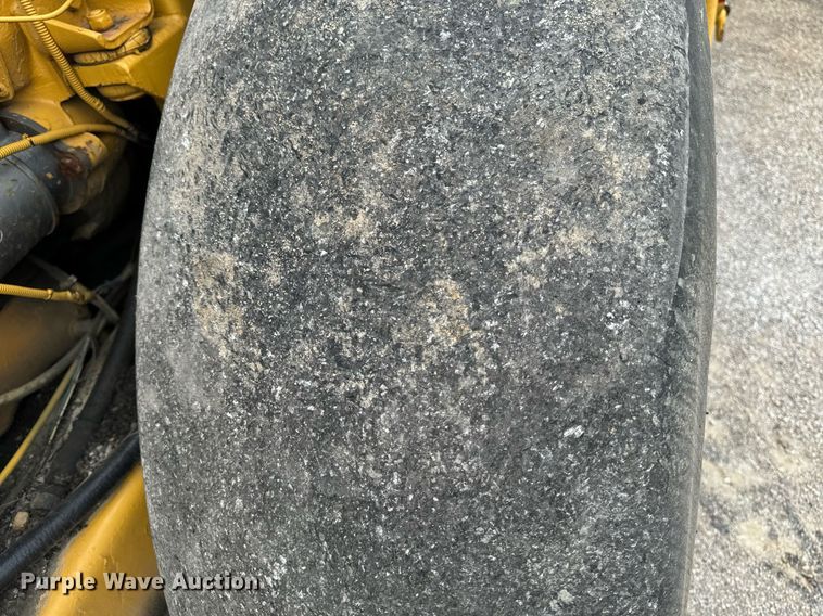 image for item EG6815 1978 RayGo Rustler 404 B single drum roller