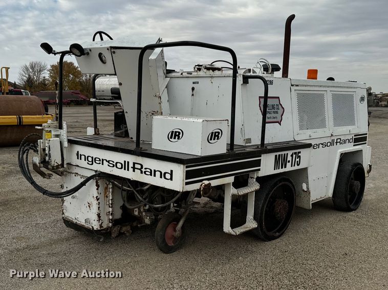 image for item EG6816 1991 Ingersoll-Rand MW-175 milling machine