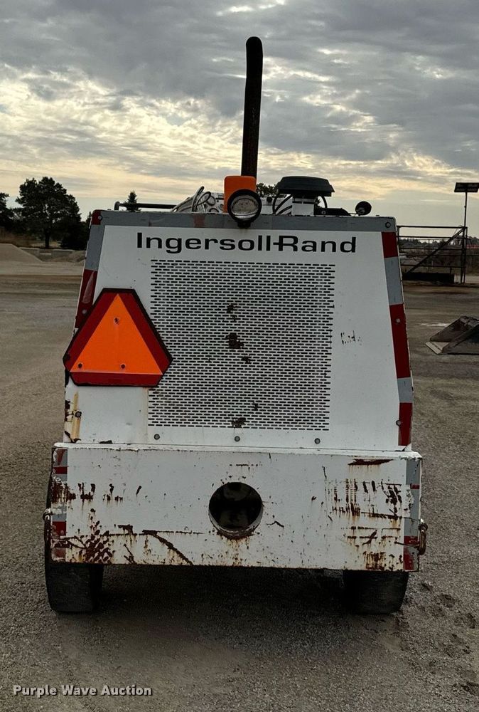 image for item EG6816 1991 Ingersoll-Rand MW-175 milling machine