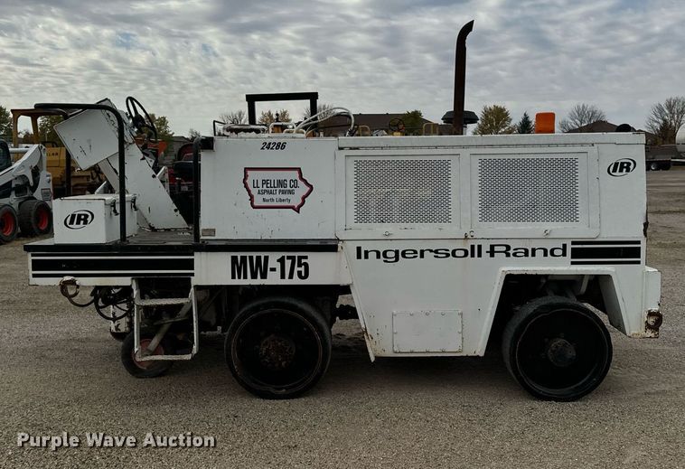 image for item EG6816 1991 Ingersoll-Rand MW-175 milling machine