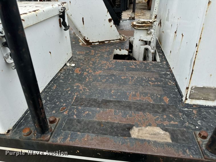 image for item EG6816 1991 Ingersoll-Rand MW-175 milling machine