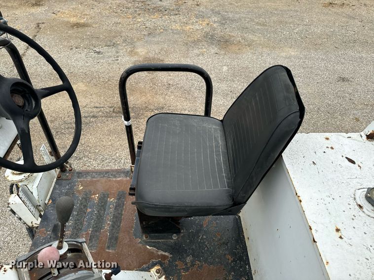 image for item EG6816 1991 Ingersoll-Rand MW-175 milling machine