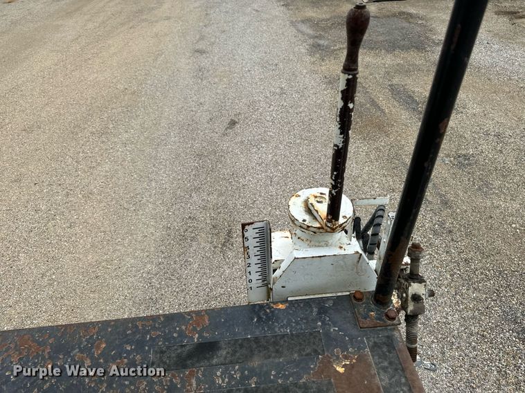 image for item EG6816 1991 Ingersoll-Rand MW-175 milling machine