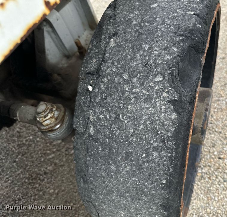 image for item EG6816 1991 Ingersoll-Rand MW-175 milling machine