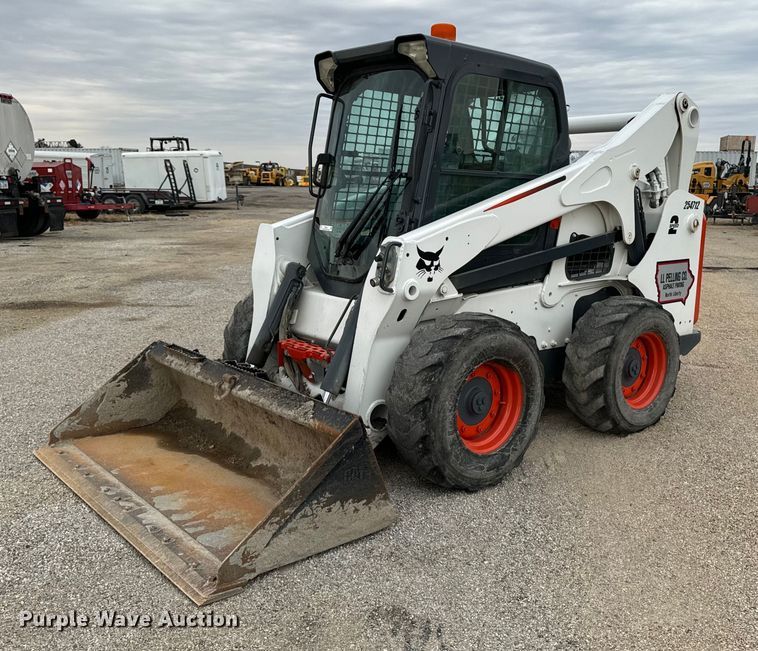 image for item EG6817 2012 Bobcat S750 skid steer loader