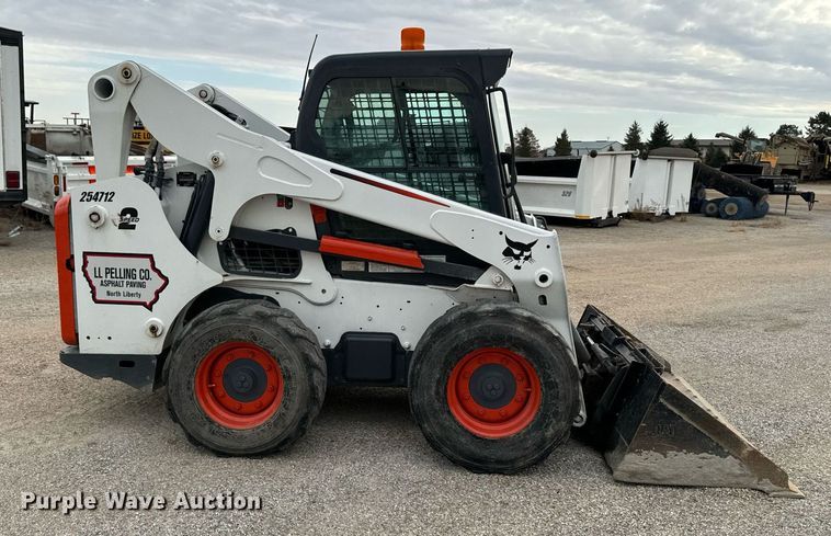 image for item EG6817 2012 Bobcat S750 skid steer loader