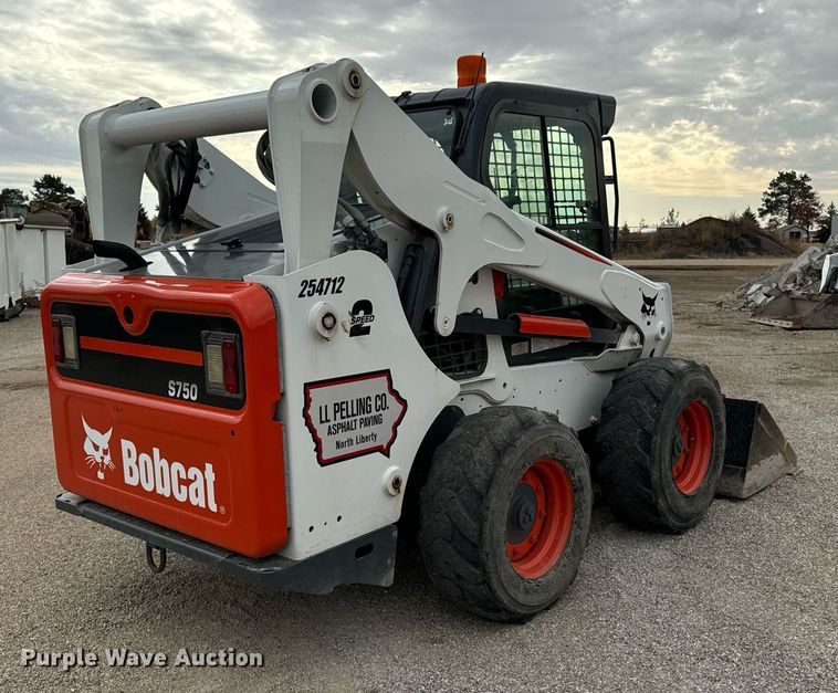 image for item EG6817 2012 Bobcat S750 skid steer loader