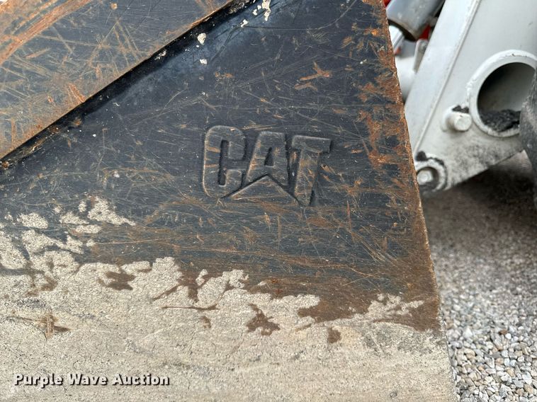 image for item EG6817 2012 Bobcat S750 skid steer loader