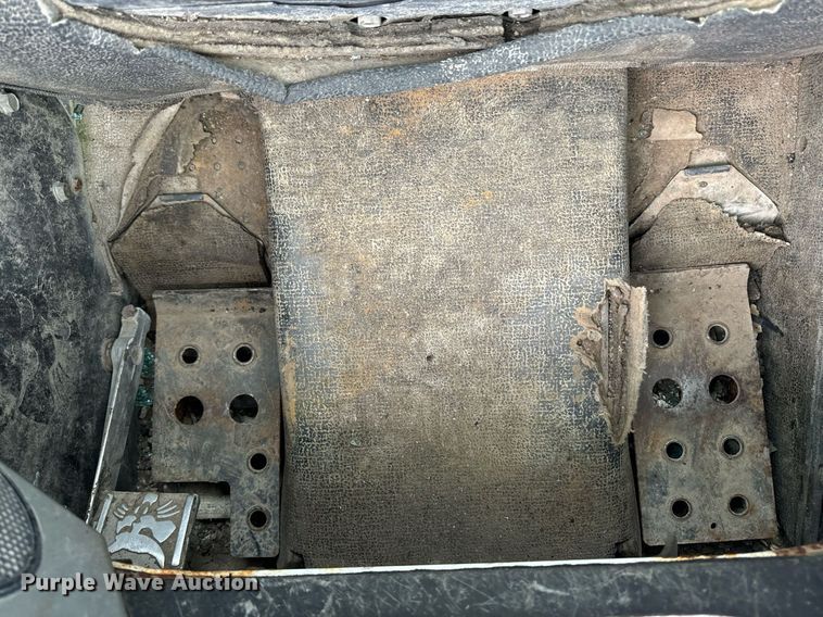 image for item EG6817 2012 Bobcat S750 skid steer loader