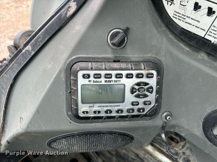 image for item EG6817 2012 Bobcat S750 skid steer loader