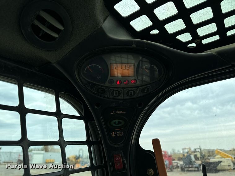 image for item EG6817 2012 Bobcat S750 skid steer loader