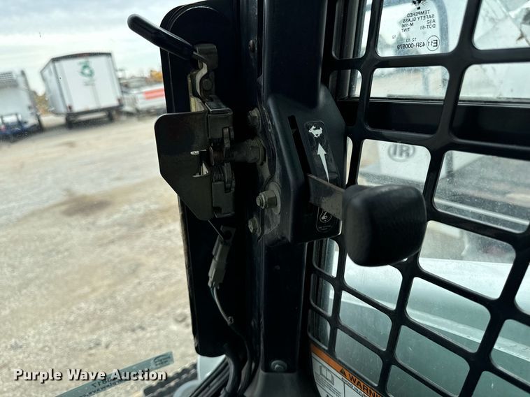 image for item EG6817 2012 Bobcat S750 skid steer loader