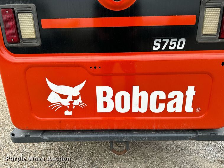 image for item EG6817 2012 Bobcat S750 skid steer loader