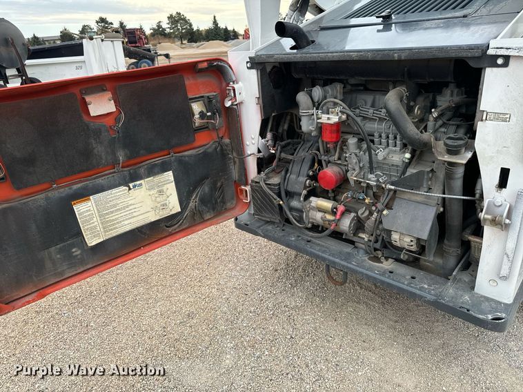 image for item EG6817 2012 Bobcat S750 skid steer loader