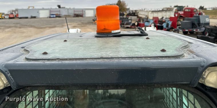 image for item EG6818 2012 Bobcat S750 skid steer loader