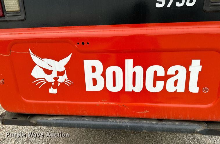 image for item EG6818 2012 Bobcat S750 skid steer loader