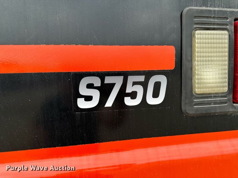 image for item EG6818 2012 Bobcat S750 skid steer loader