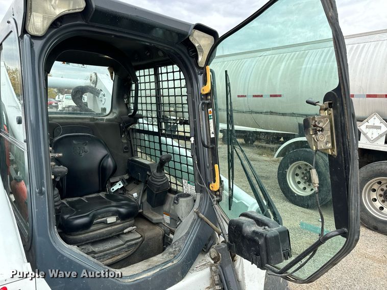 image for item EG6818 2012 Bobcat S750 skid steer loader