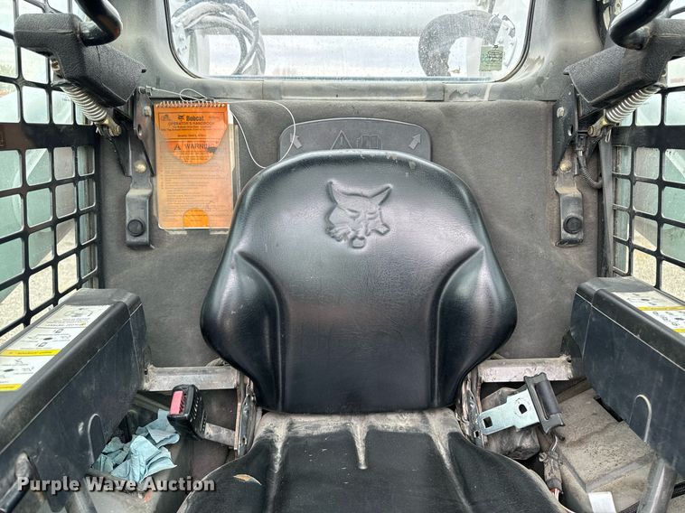 image for item EG6818 2012 Bobcat S750 skid steer loader