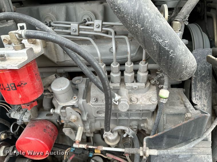 image for item EG6818 2012 Bobcat S750 skid steer loader