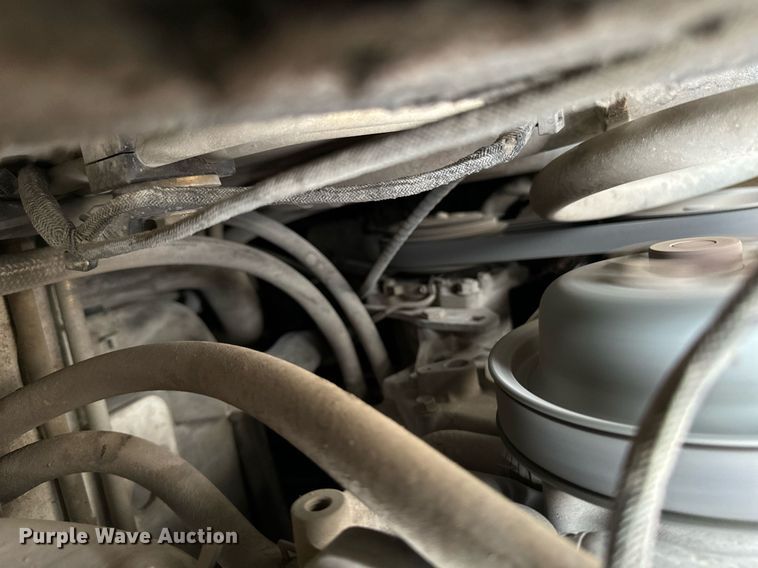 image for item EG6818 2012 Bobcat S750 skid steer loader