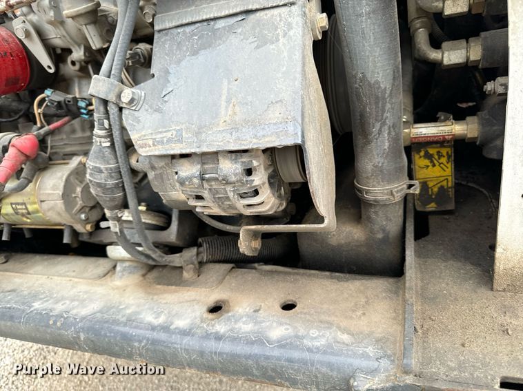 image for item EG6818 2012 Bobcat S750 skid steer loader