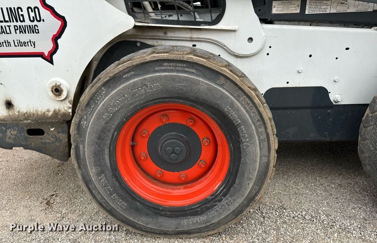 image for item EG6818 2012 Bobcat S750 skid steer loader