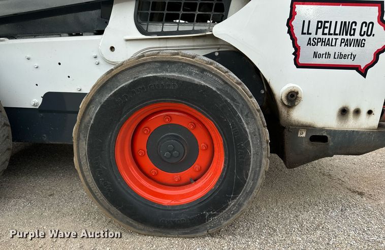 image for item EG6818 2012 Bobcat S750 skid steer loader