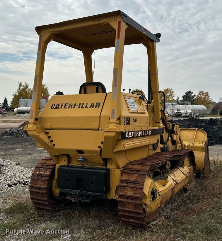 image for item EG6820 Caterpillar 955L track loader