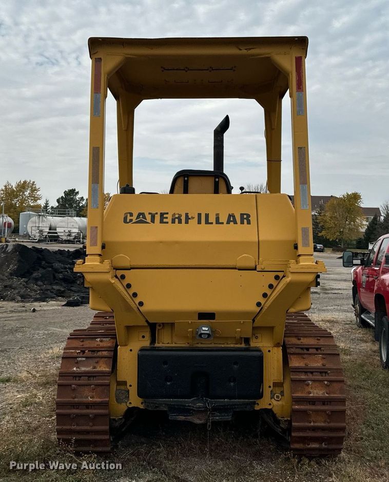 image for item EG6820 Caterpillar 955L track loader