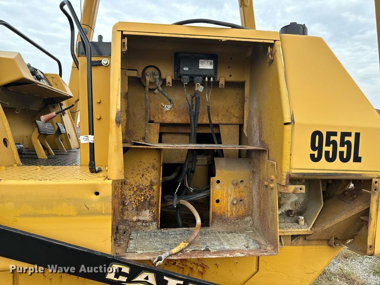 image for item EG6820 Caterpillar 955L track loader