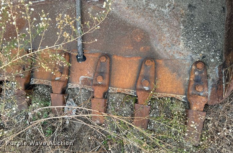 image for item EG6820 Caterpillar 955L track loader