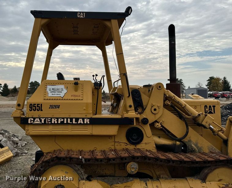 image for item EG6820 Caterpillar 955L track loader
