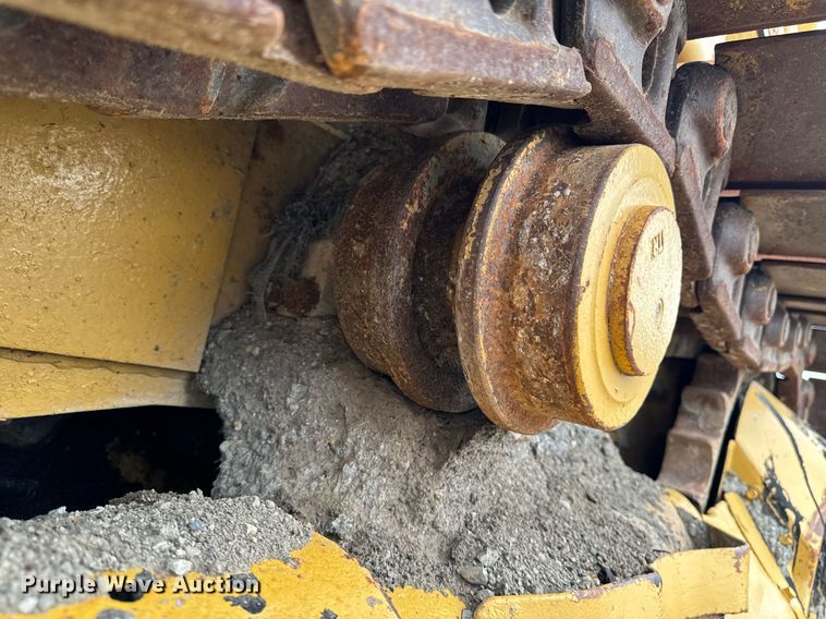 image for item EG6820 Caterpillar 955L track loader